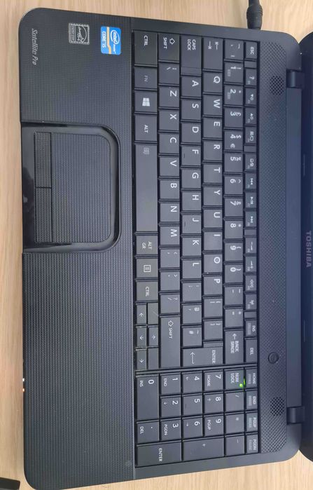 Laptop Toshiba-i5,6GB RAM,1TB HDD,Windows instalat+incarcator original