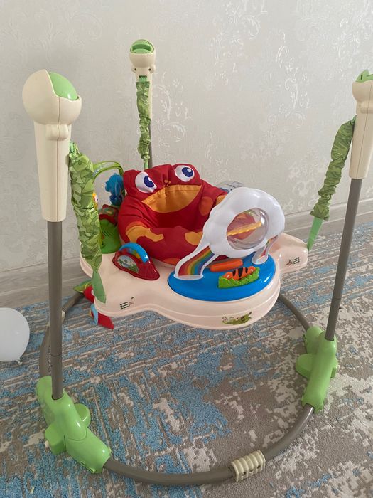 Шезлонг с 6 мес почти новаЯ!