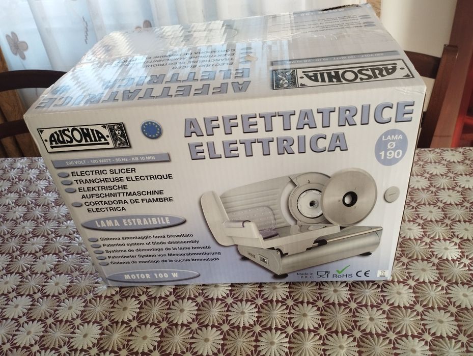 Vând feliator electric Ausonia, 100 W