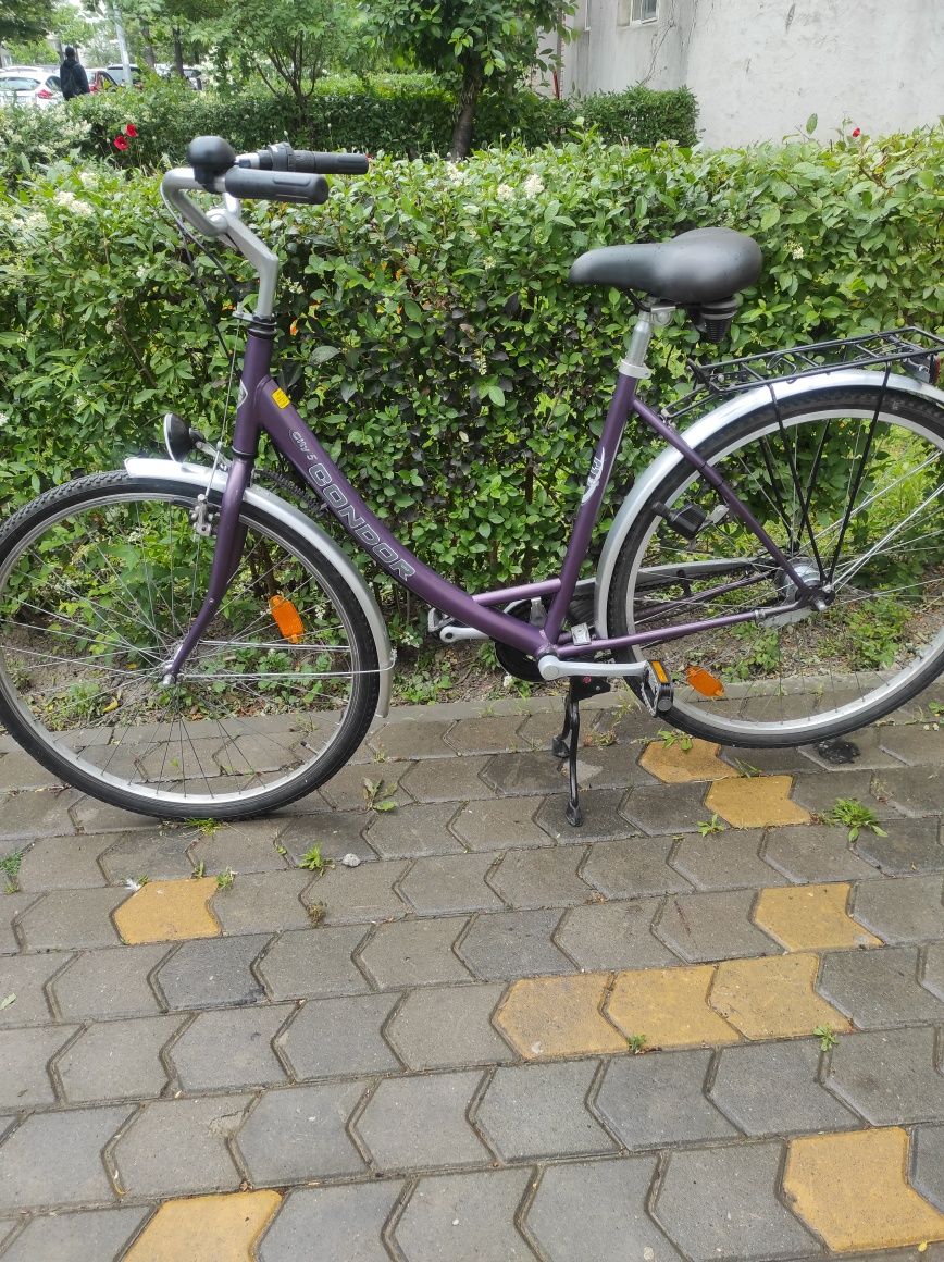 Vînd bicicleta de dama Condor