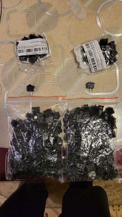 Mini întrerupător închidere deschidere circuit