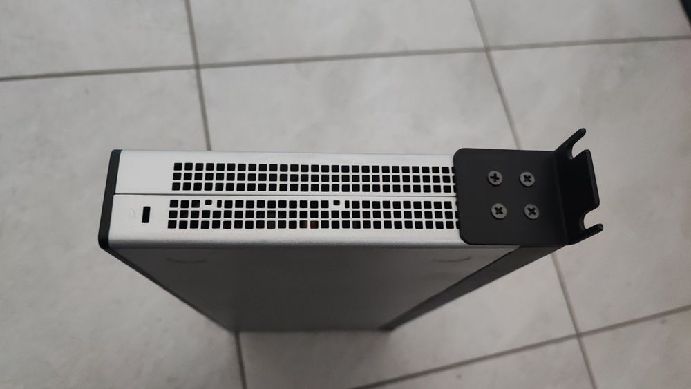 Linksys  SLM224G4S