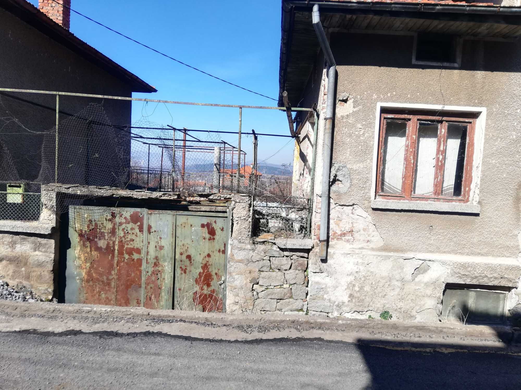 Къща в с. Бистрица, общ. Дупница