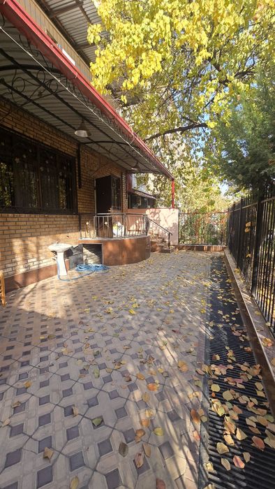 Чилонзор район Ц квартал 4/1/5 банковский. 3*6 балкон