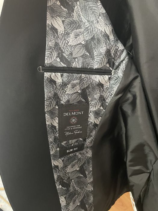 Costum de  bărbați mărimea L