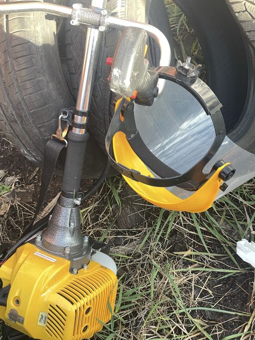 Super  oferta Vand motocositoare cu casca