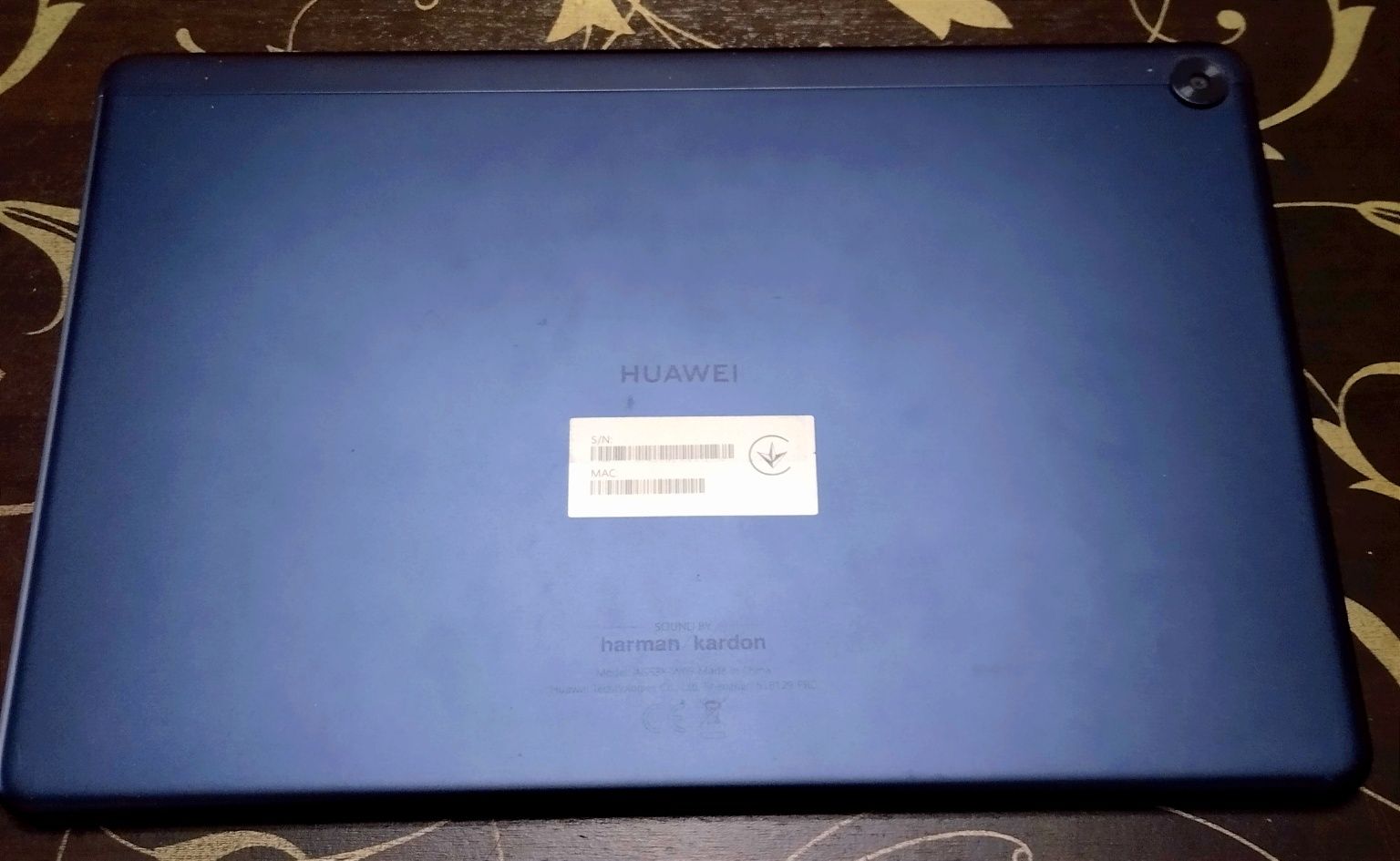 Таблет Huawei Matepad T10s, 4GB RAM 128GB + подарък гръбче
