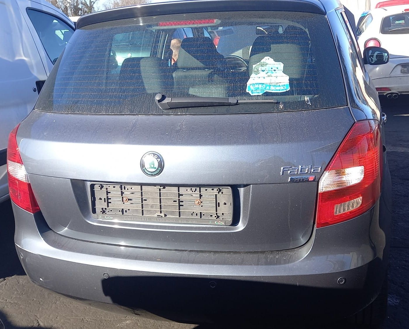 Dezmembrez skoda fabia 2