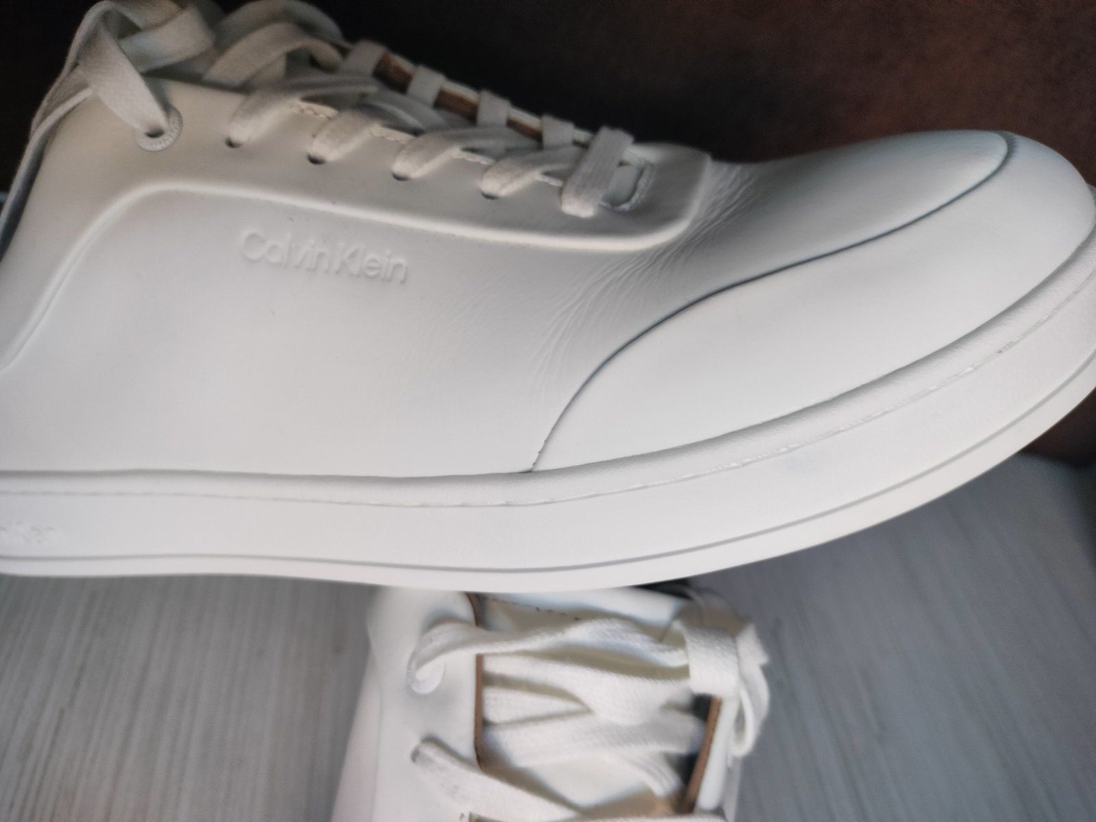 Спортно-елегантни обувки Calvin Klein номер 44