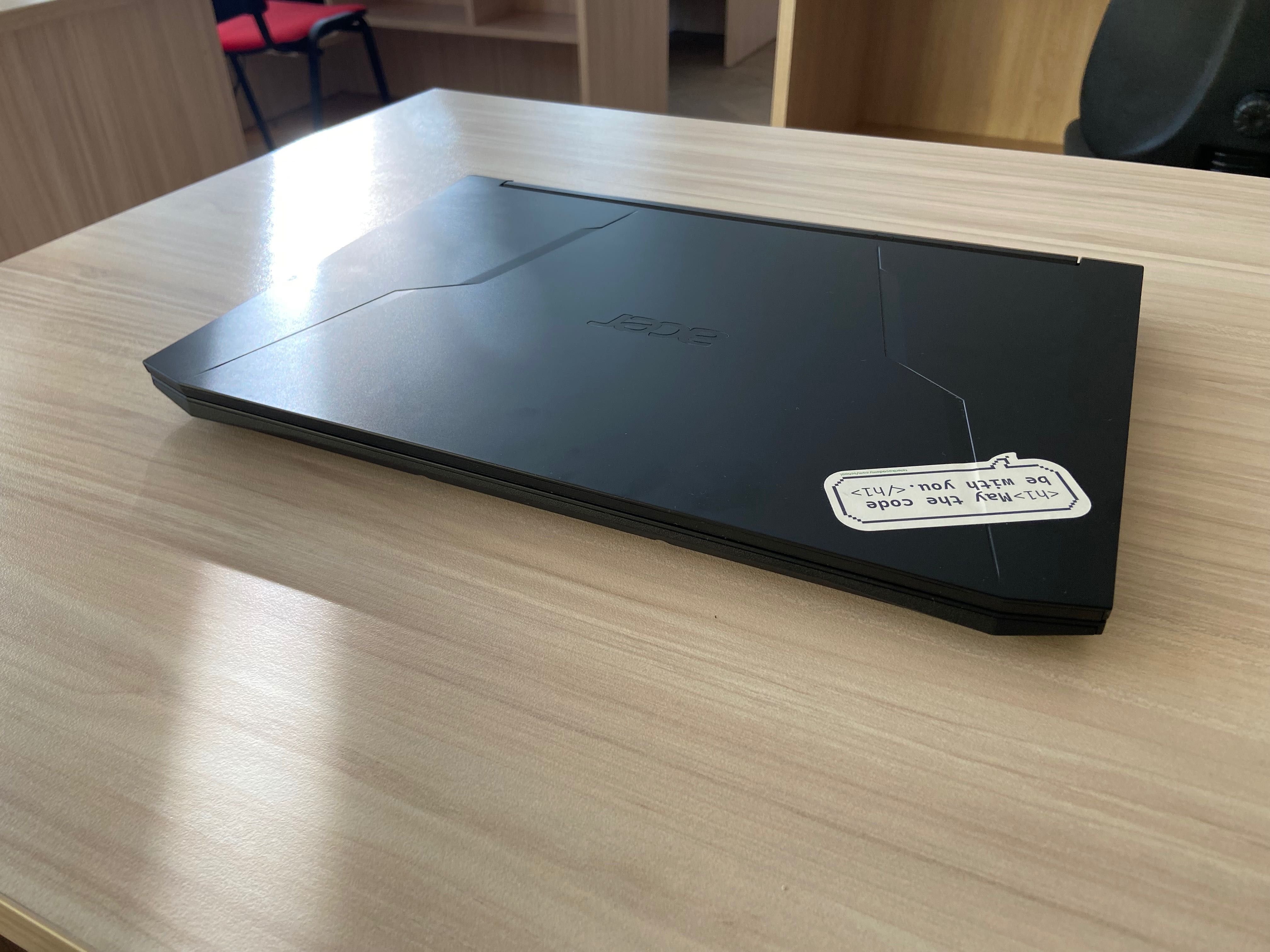 Лаптоп Acer Nitro 5 Почти нов