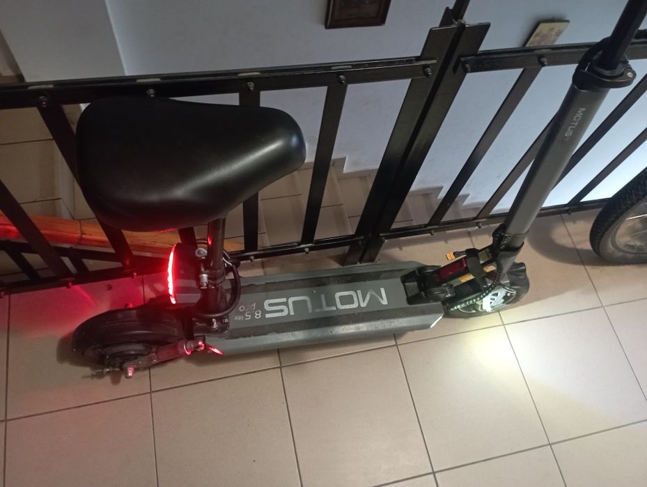 Vând trotineta electrica din Polonia.