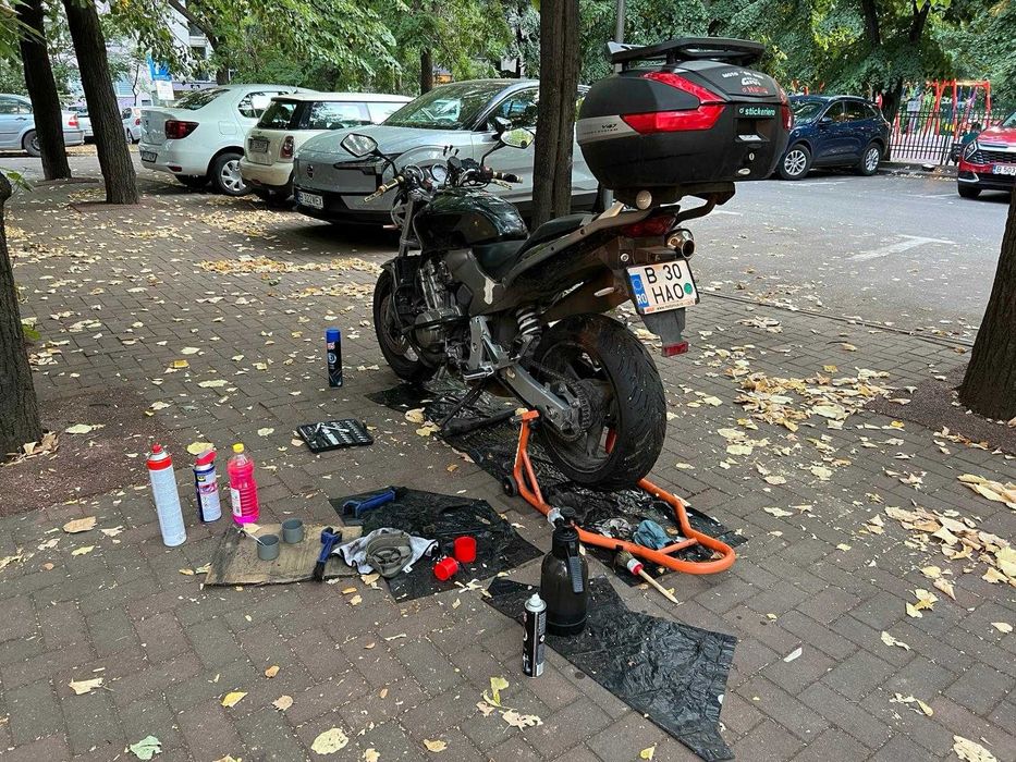 Vand urgent Honda Hornet 2004 (PC36)