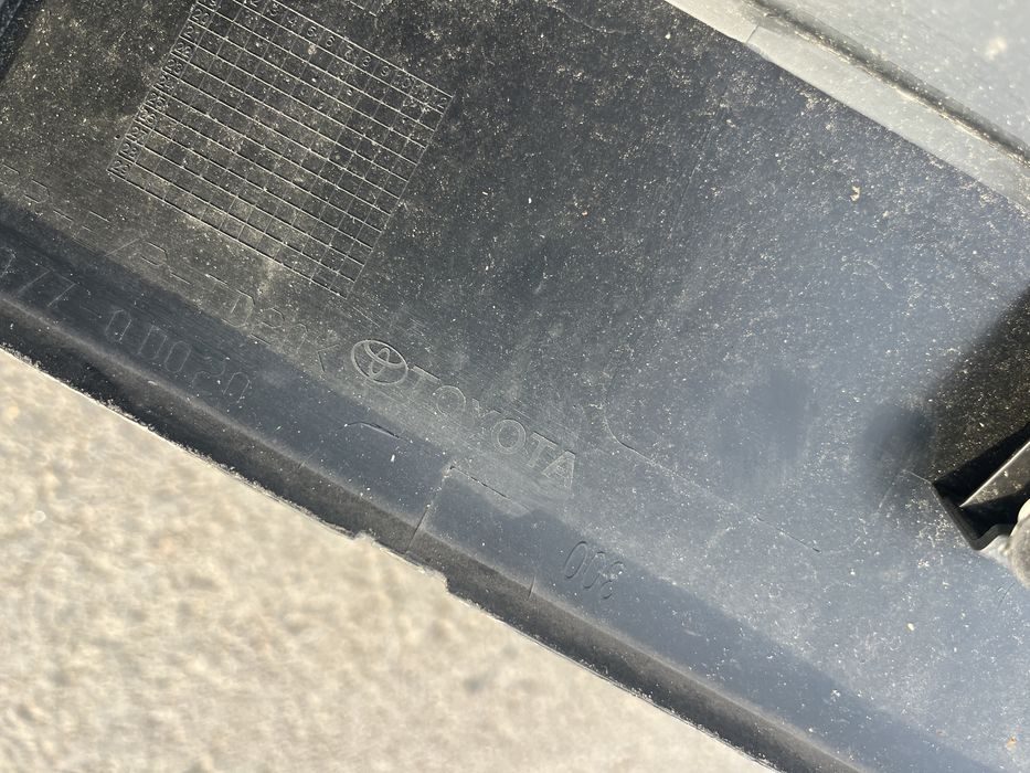 Лайсна за врата Toyota Yaris Cross