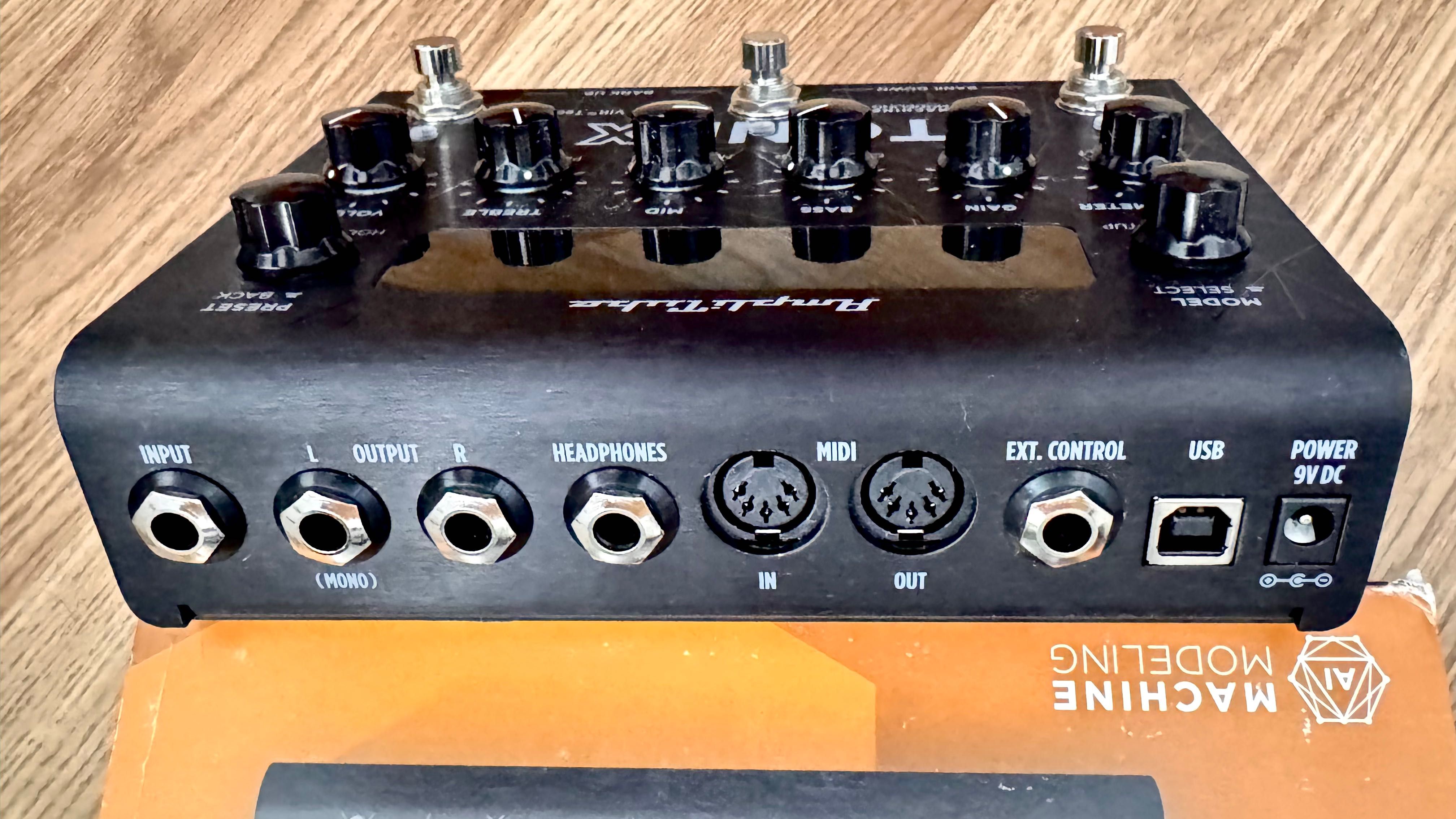 IK Multimedia ToneX Pedal - In garantie ca nou