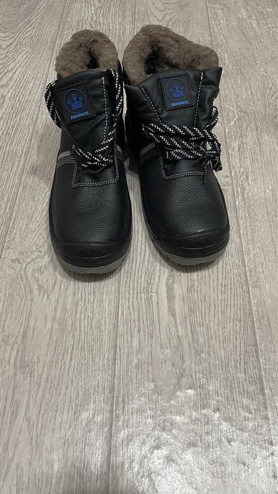 Зимние спец ботинки 45 размер