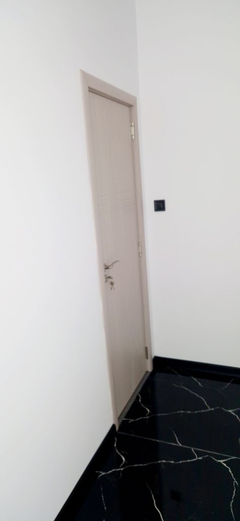 Дава се под наем Магазин в Разград, Център - 80 кв.м за 1020 € - Снимка #8