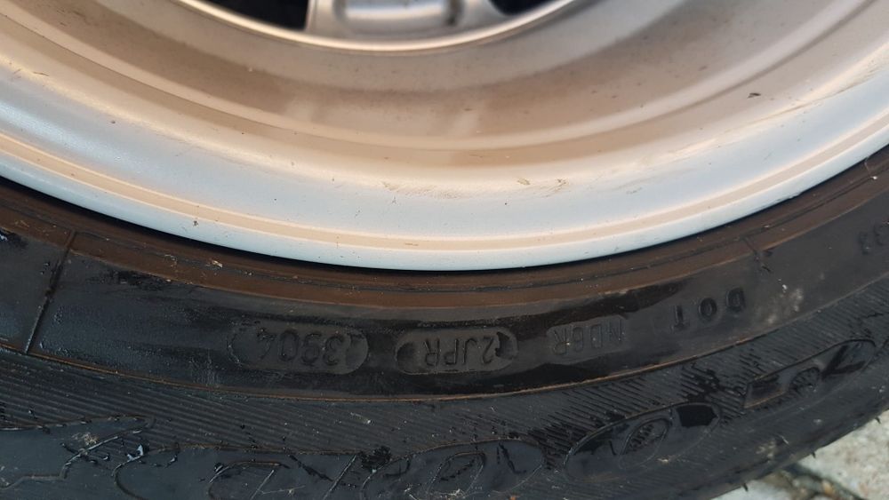 Vând set roti iarna 225x55 r16 de aliaj