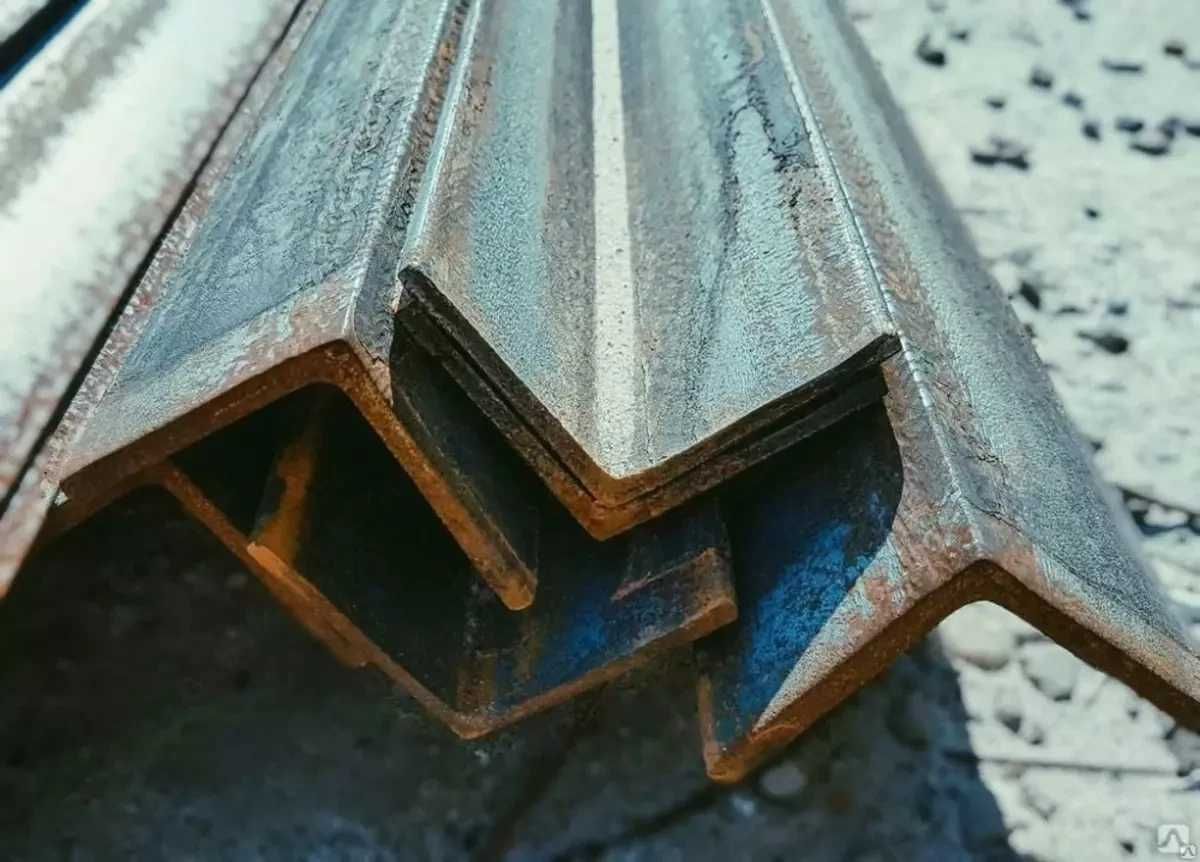 Уголок 32*4 дан 200*20 гача. Уголки всех размеров по выгодным ценам