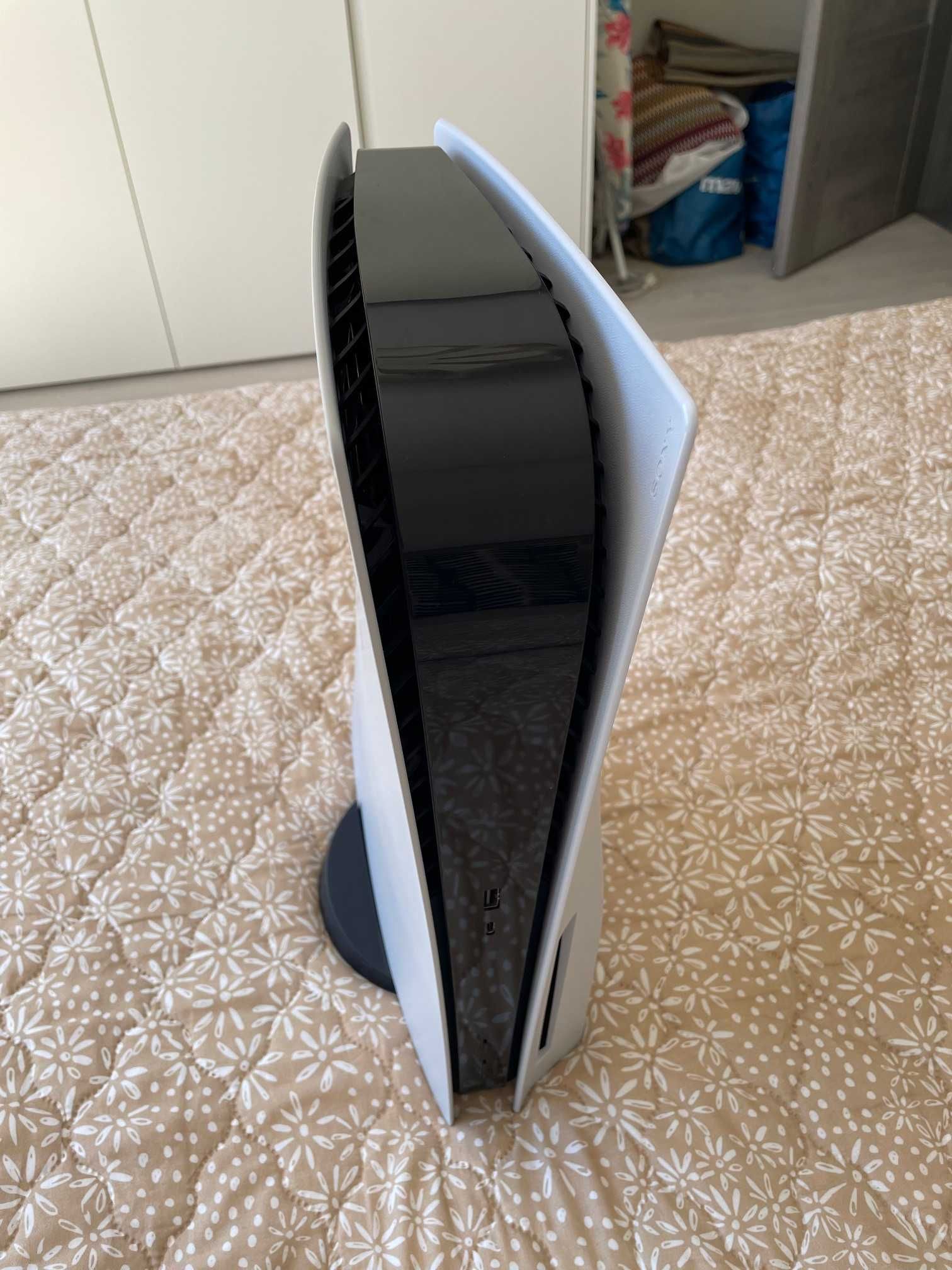 PlayStation 5 Дисков с 3 игри