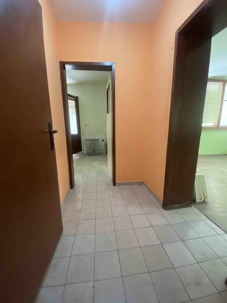 Продава се Къща в Варна, Център - 140 кв.м за 2072 €/кв.м - Снимка #8