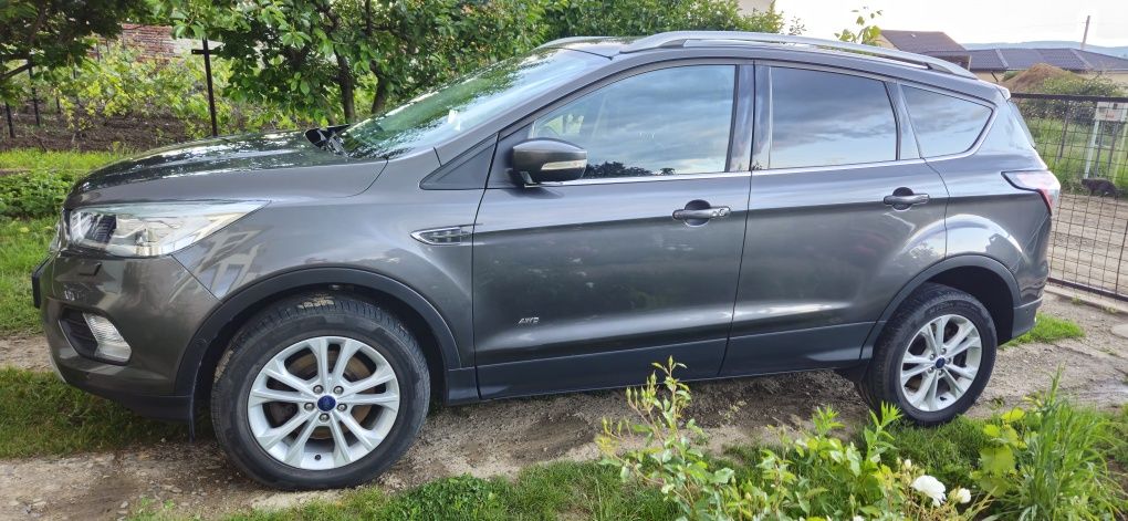 Ford Kuga 2.0 TDCI, 4x4, 180 cp