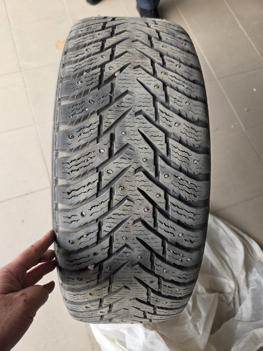 Автомобильная шина