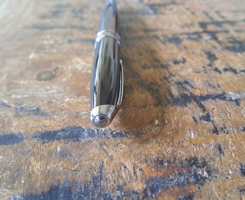 химикалка Черути CERRUTI 1881, метална, сребристи части и черен лак