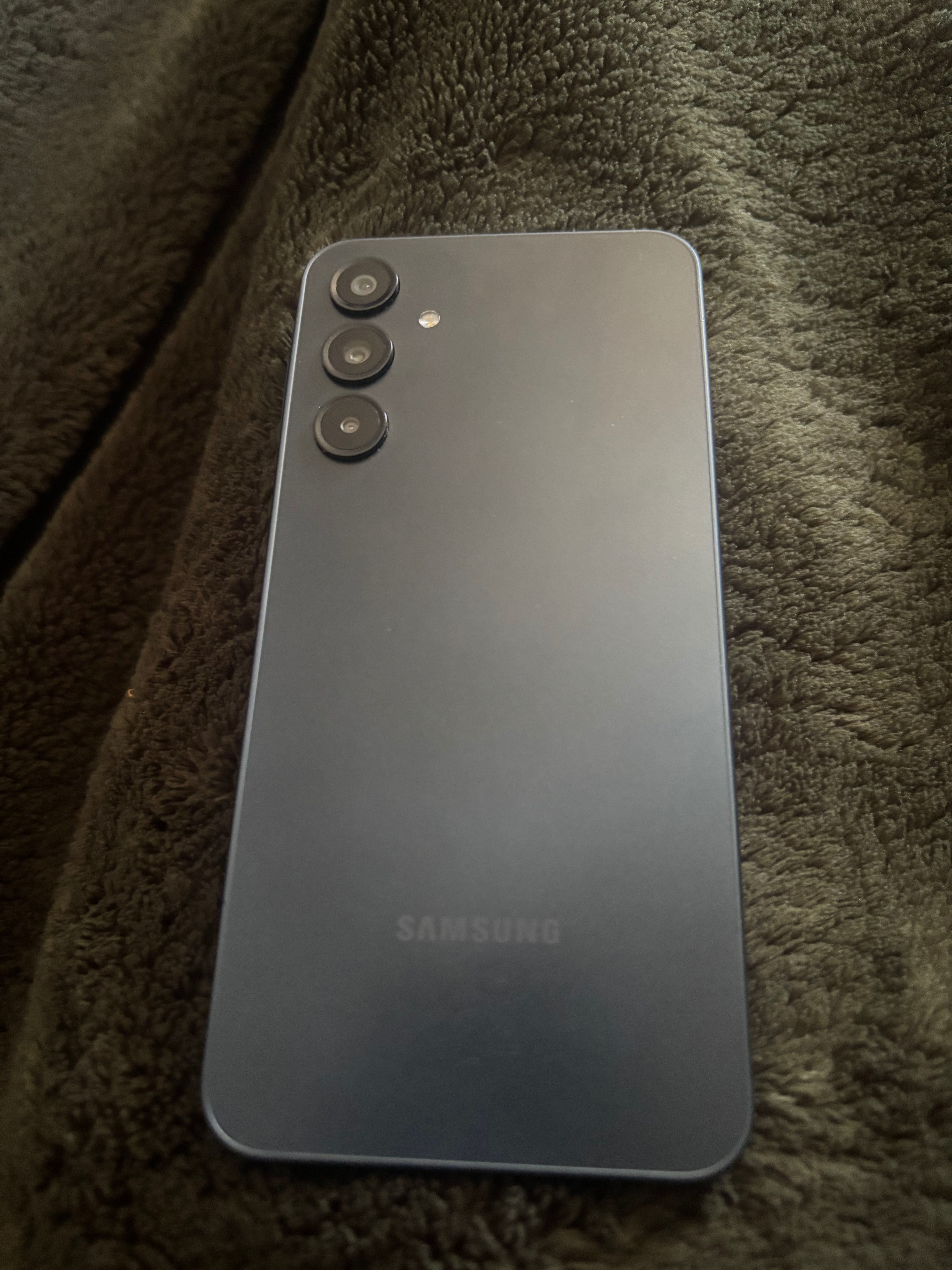 Samsung a16 sticla spartă