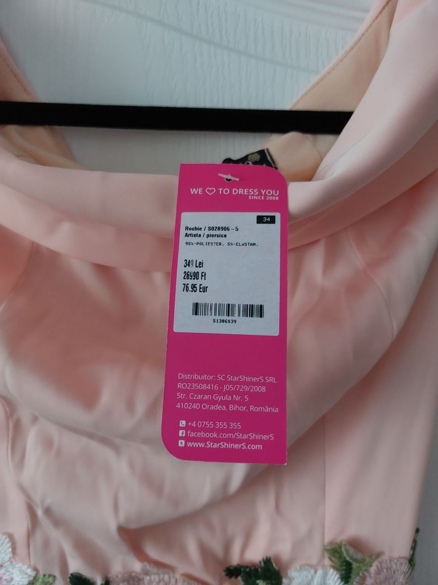Rochie ocazie tafta negru si roz. Rochie ocazie umeri goi