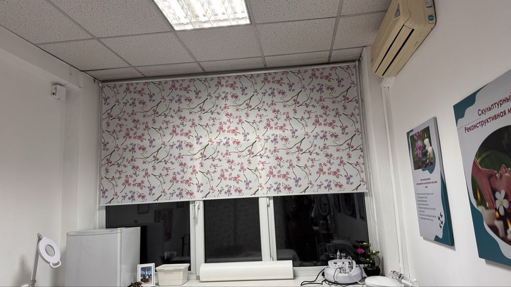 Продам жалюзи ширина 2,5 м, высота 1, 2 м