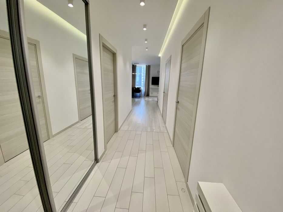 Продава се Двустаен апартамент в София, Малинова долина - 69 кв.м за 1738 €/кв.м - Снимка #4
