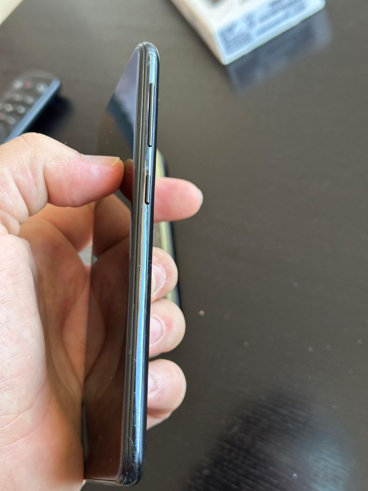 Samsung galaxy a20e 32/3gb