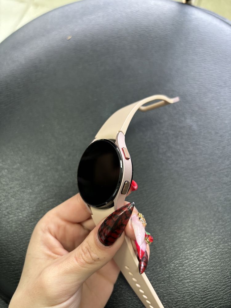 Samsung Galaxy Watch 4