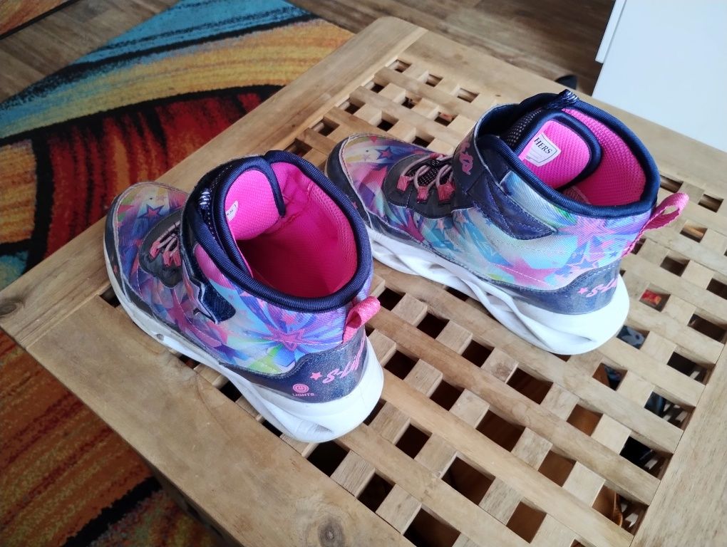 Skechers,Nike Маратонки за момичета