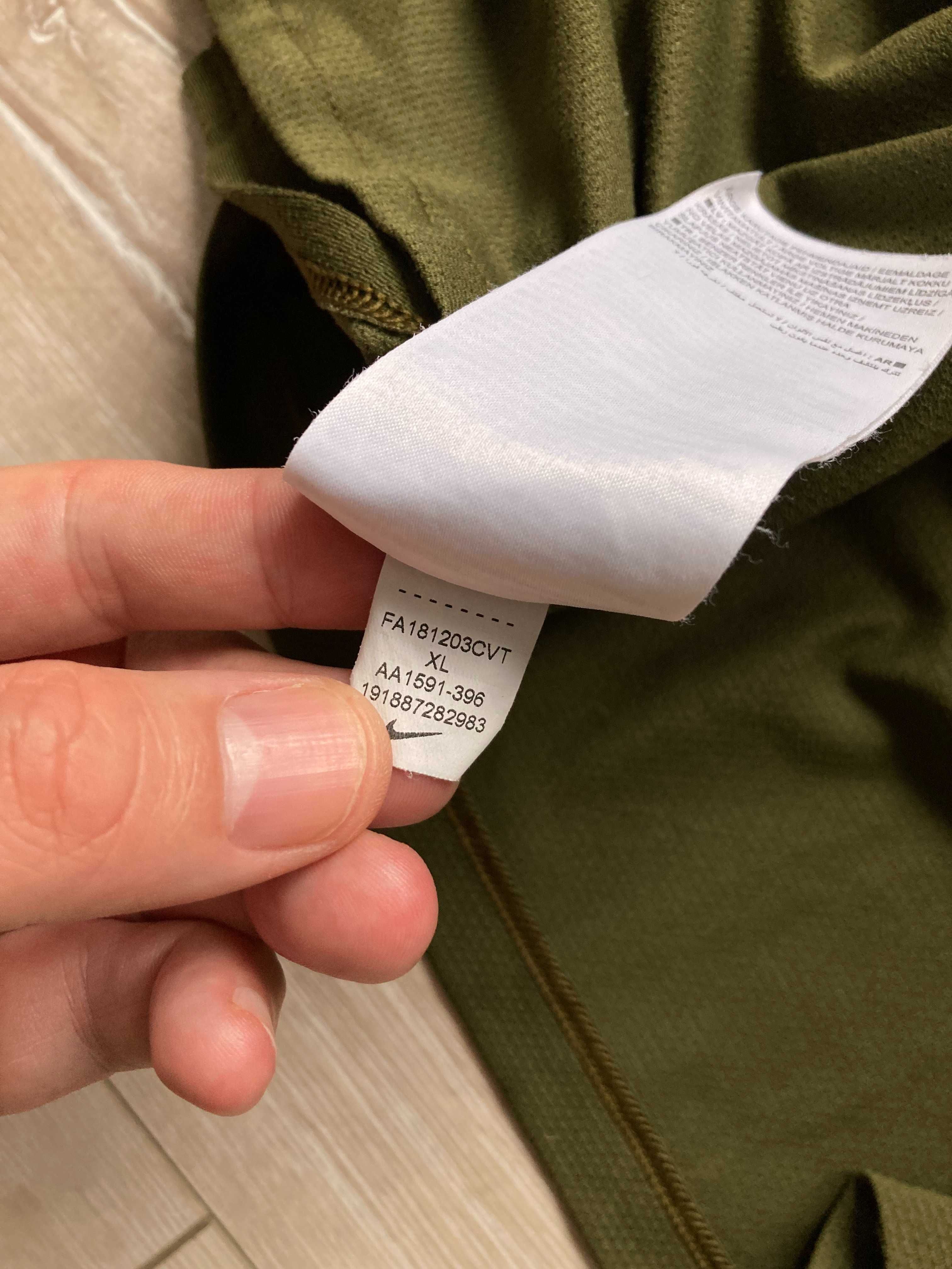 Найк Nike Utility Dri Fit мъжка тениска размер XL