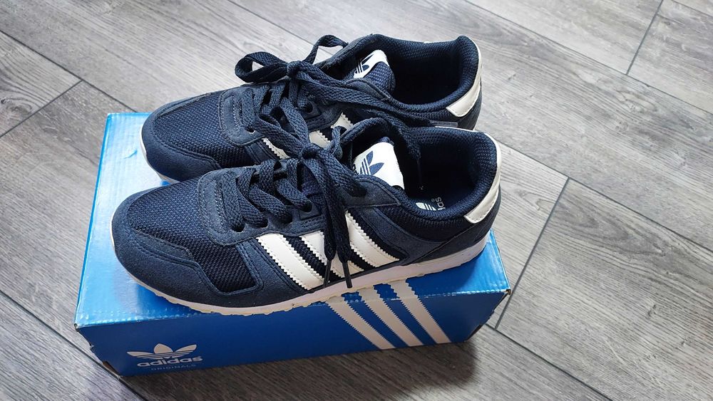 Маратонки adidas zx 700 j