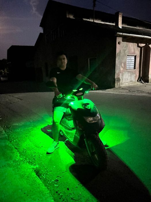 Scuter de vânzare 49cc