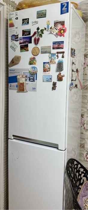 Продается холодильник Веко