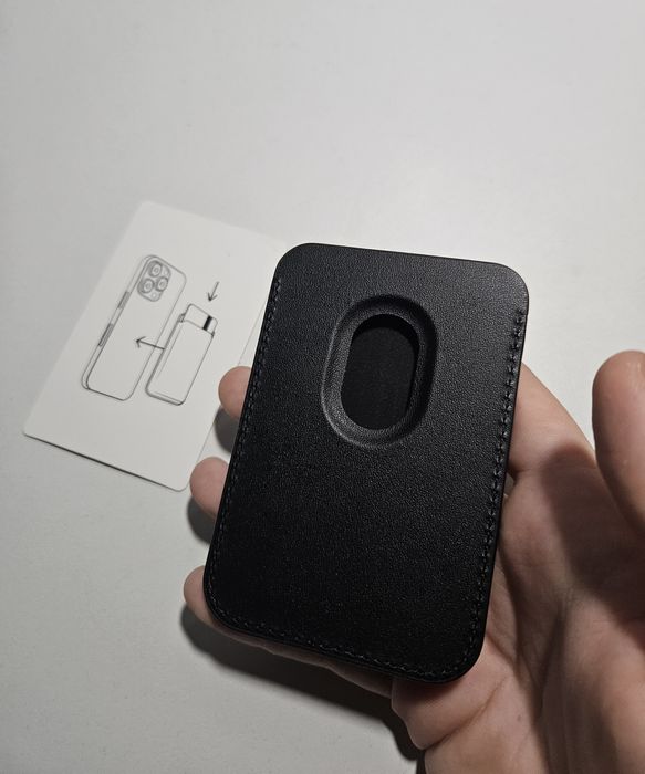 Кожен MagSafe портфейл/картодържач