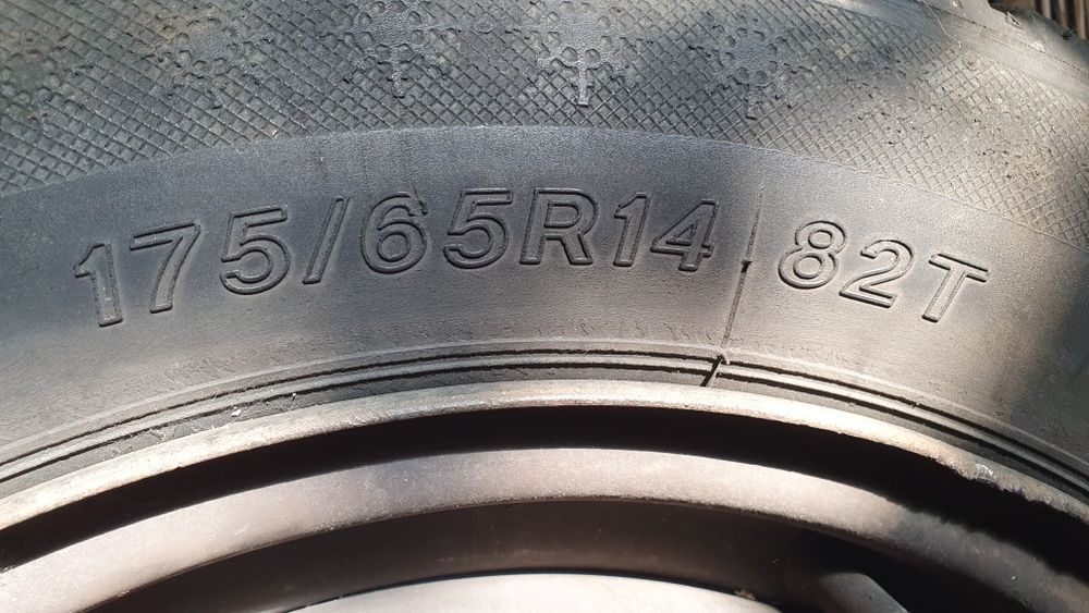 Зимни гуми с джанти R 14 -4бр.
