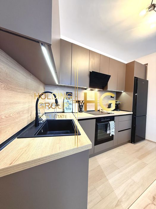 Продава се Двустаен апартамент в Варна, Победа - 74 кв.м за 2365 €/кв.м - Снимка #10