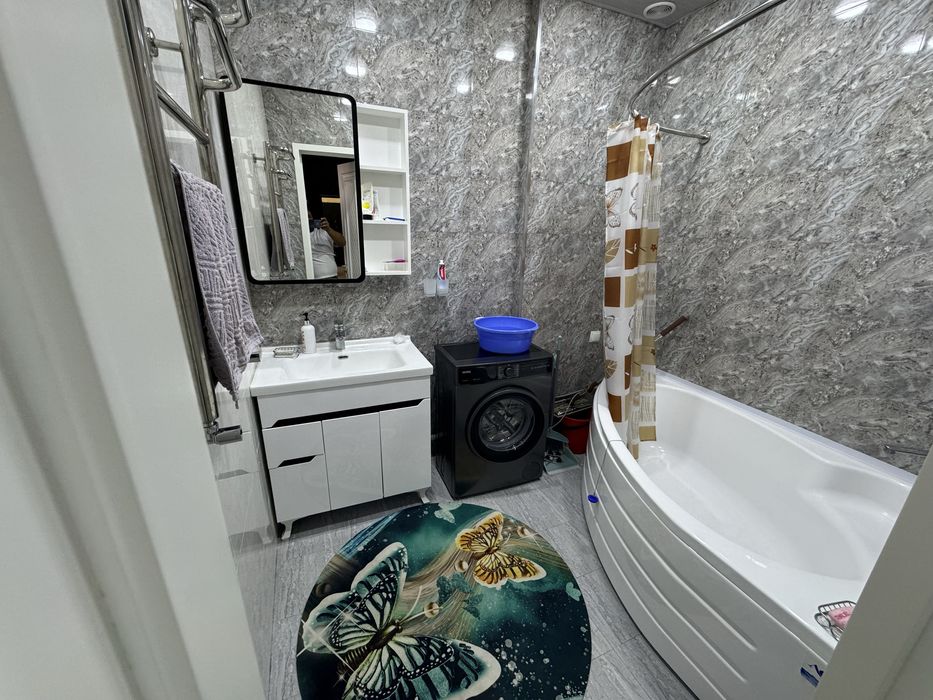 3 ком. квартира со всеми удобствами, для аккуратной семьи.