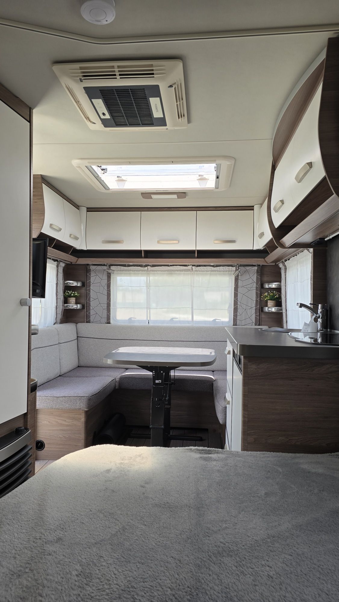 Knaus Sport 450 FU Silver Selection – an 2021 - Stare excelentă