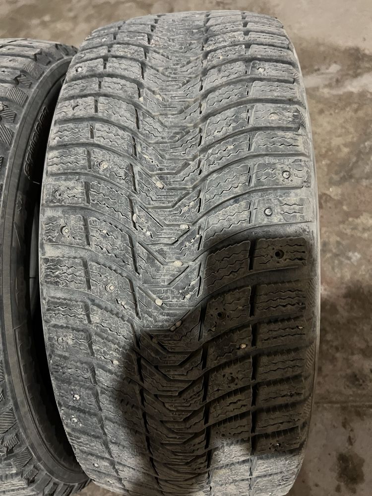 Шины R18 зимние Michelin