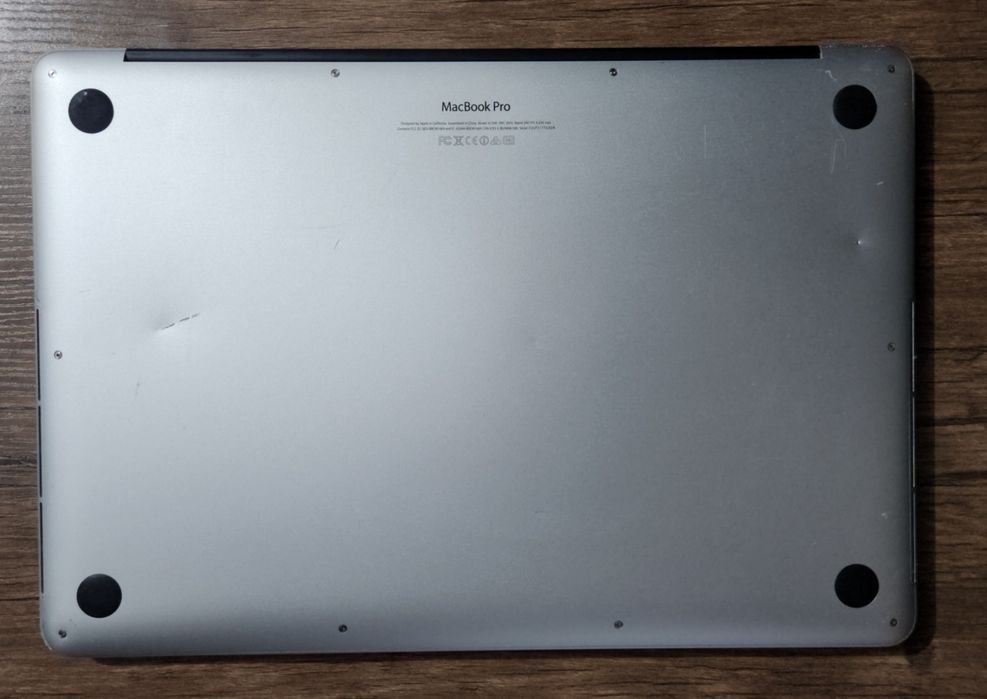 Macbook pro 15.4