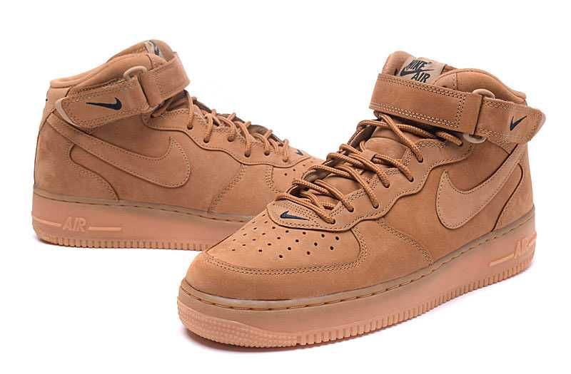 Мъжки маратонки Nike Air Force 1 Mid 07 PRM QS Flax 42,43