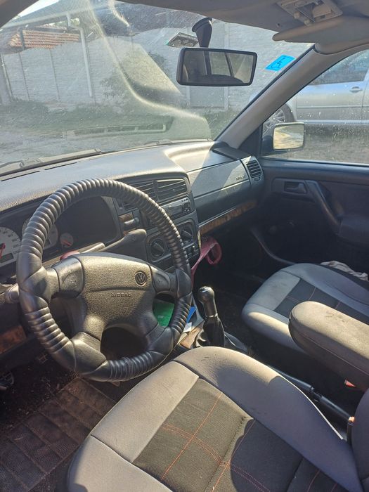 Голф 3 19 тди боядисана