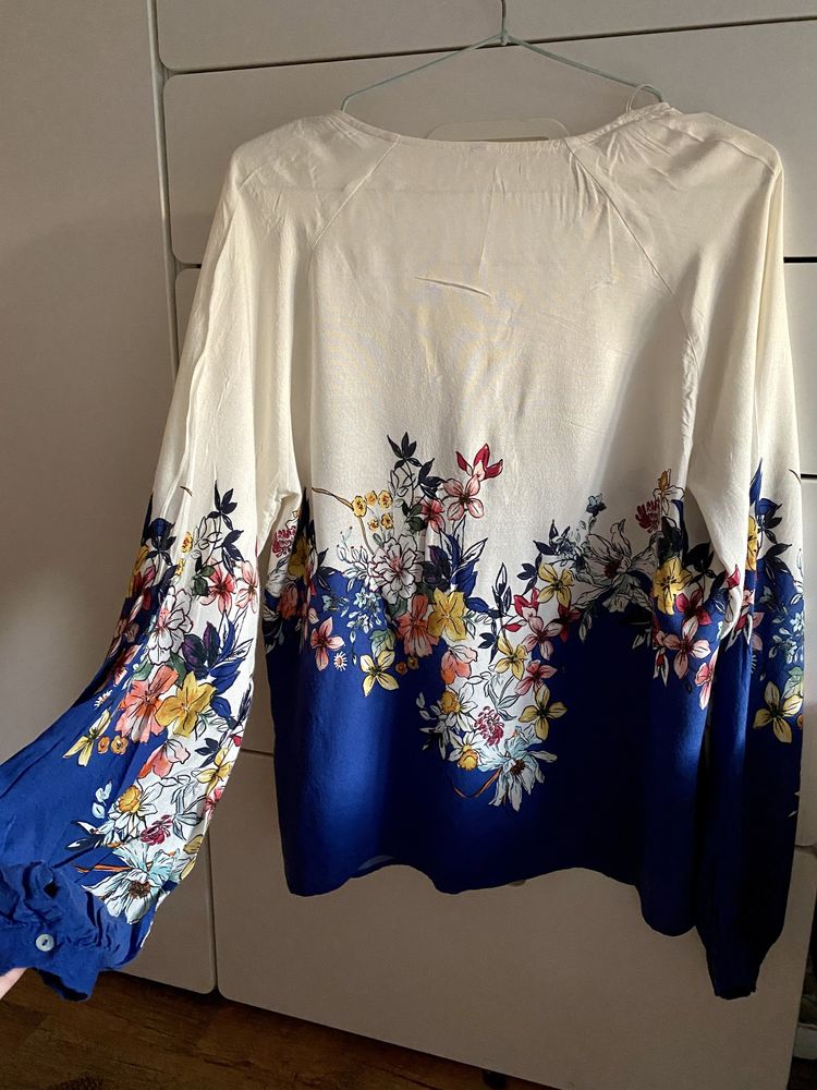 Bluza dama model floral Stradivarius, masura M