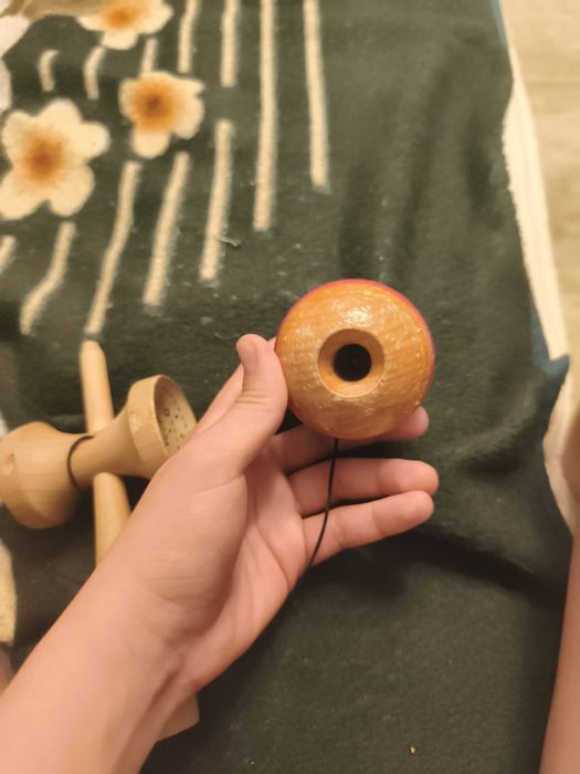 Okendama neospace 4 . Gripul este noeclear