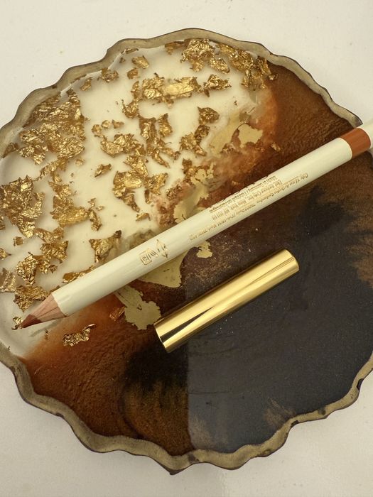 Creion de buze Gucci nou culoare maro